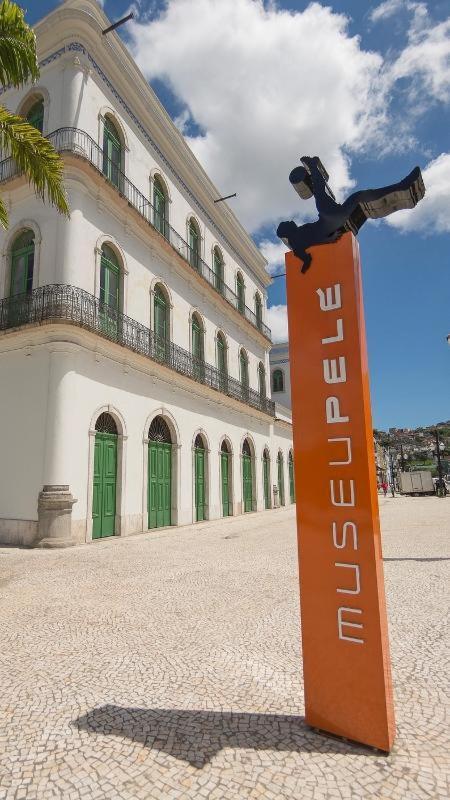 Apartamento Em Santos No Gonzaga Em Frente A Praia Exterior photo