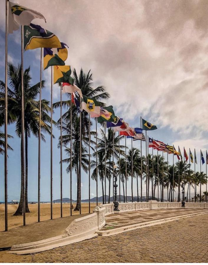 Apartamento Em Santos No Gonzaga Em Frente A Praia Exterior photo