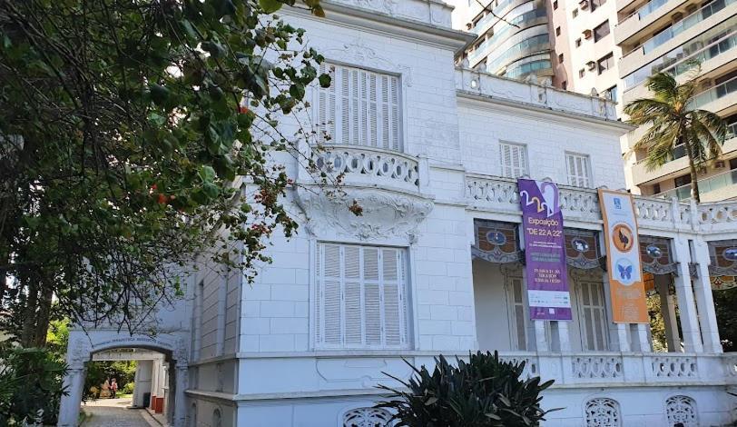 Apartamento Em Santos No Gonzaga Em Frente A Praia Exterior photo